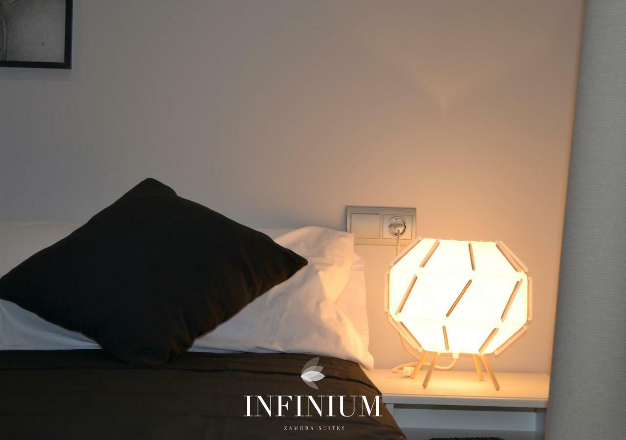 Infinium Zamora Suites Luaran gambar